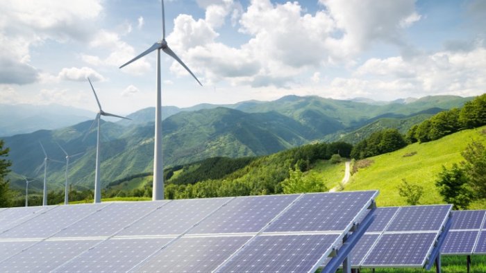 Renewable Energy Initiatives: Government Policies Driving the Shift Towards Sustainability